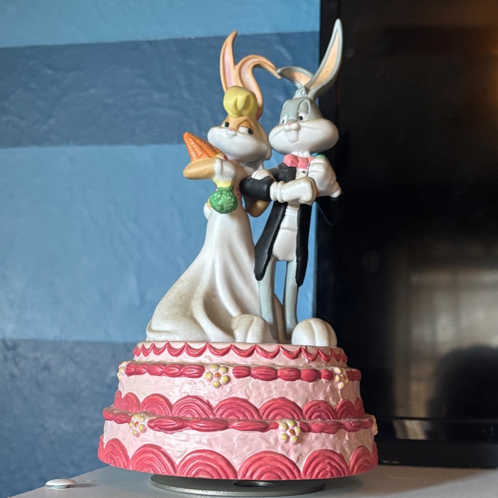 Charming Cartoon Couple Wedding Cake Topper